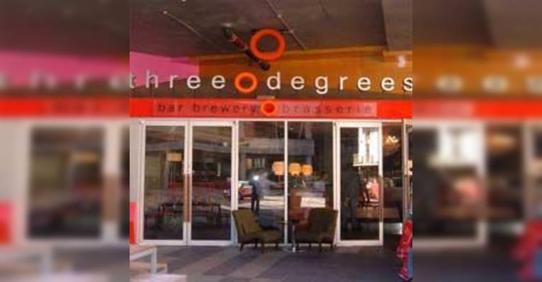Снимок three degrees bar brewery brasserie, Мельбурн