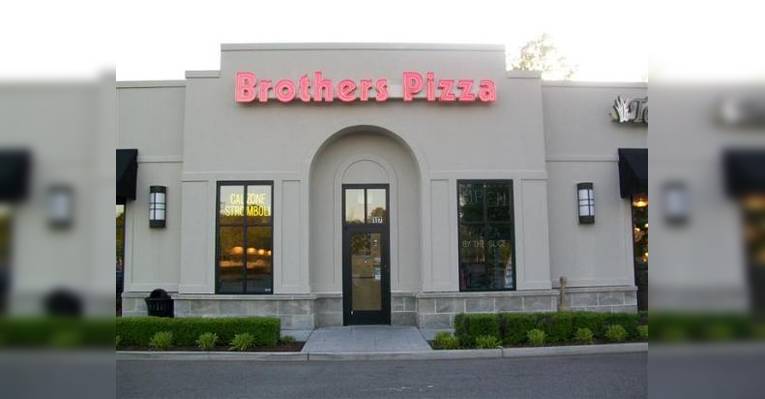 Снимок Brothers Pizza, Вирджиния-Бич