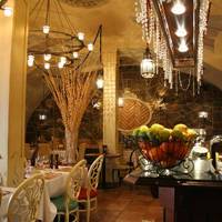 Le Colonial