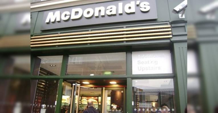 Снимок McDonald's, Харлоу
