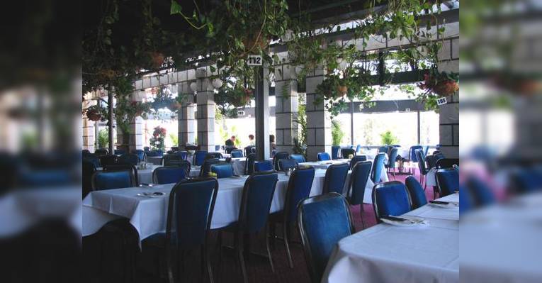 Снимок Ashmore Seafood and Steakhouse, Эшмор