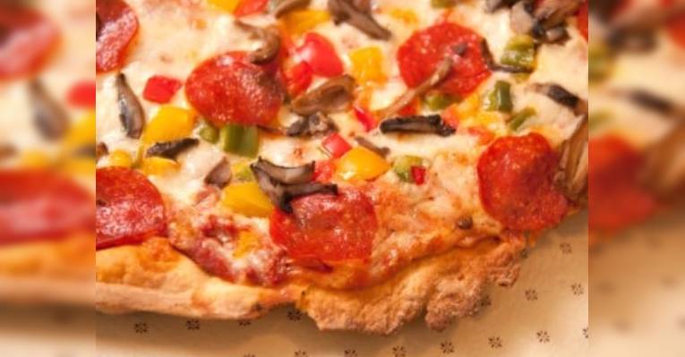 Снимок Luigi's Restaurant & Pizzeria, Flint