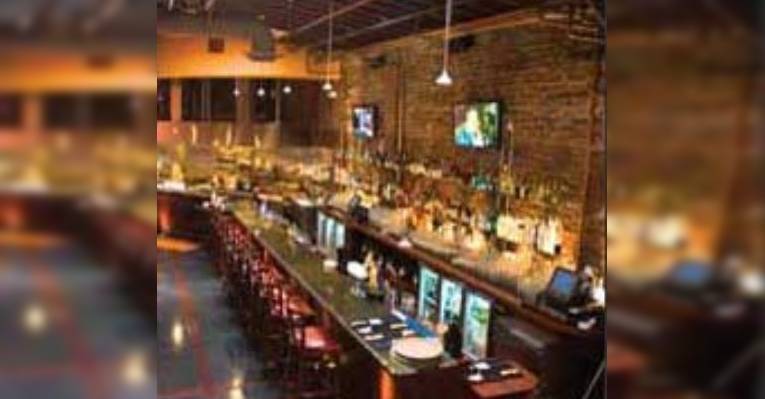 Снимок Loft Bar and Bistro, Сан-Хосе