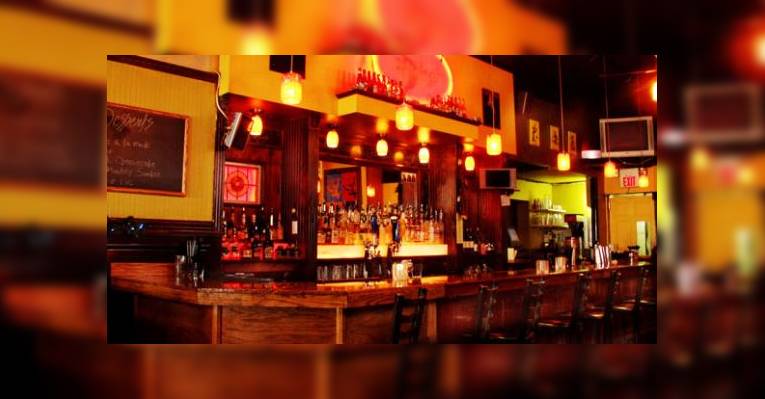 Снимок 3 Monkeys Bar & Grill, Ричмонд