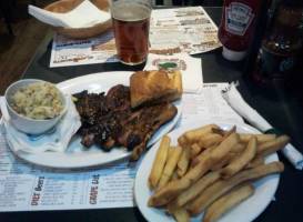 Winking Lizard/Bedford