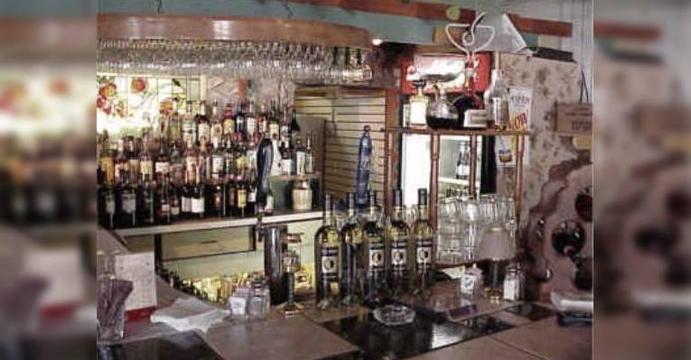 Снимок Yanni's Grill & Vineyard, Ankeny