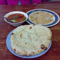 Pak Putra Tandoori & Naan Restaurant