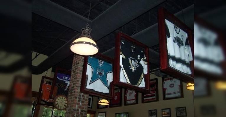 Снимок Cheli's Chili Bar & Restaurant, Детройт