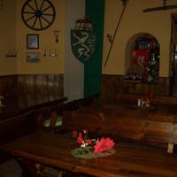 Casa Austria, Restauracja