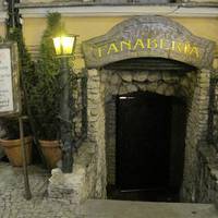 Fanaberia, Restauracja