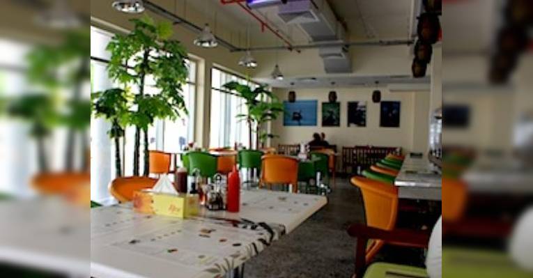 Снимок Hanoi, Абу-Даби