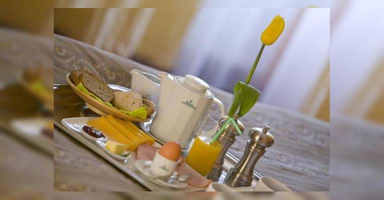 Снимок Meduza, Hotel Restauracja Cafe, Мельно