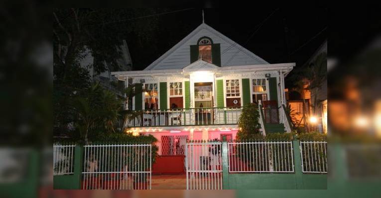Снимок Dutch Bottle Cafe, Джорджтаун