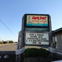 Homeport Restaurant & Lounge