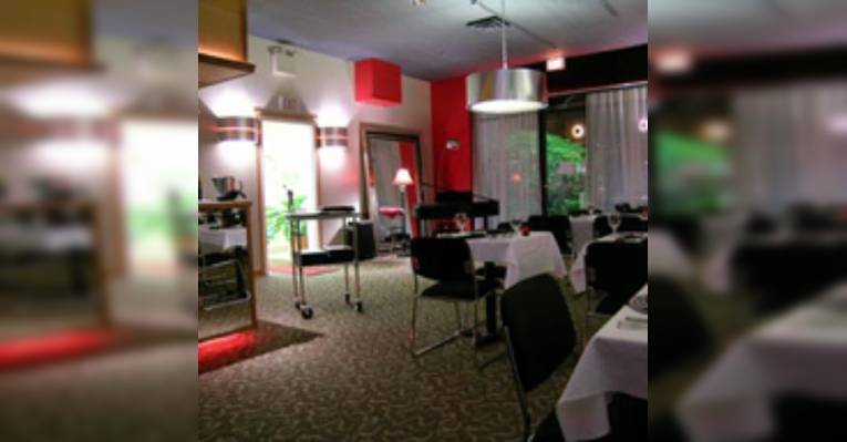 Снимок Thistles Restaurant, Бангор