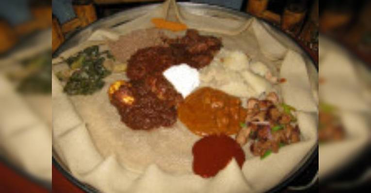 Снимок Dashen Traditional Restaurant, Аддис-Абеба