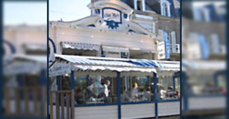 Снимок Creperie Cote Mer, Динар