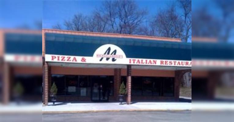 Снимок Michaelangelos Italian Restaurant, Черри-Хилл