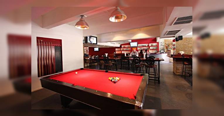 Изображение Tenderloins Bar and Grill, Бангкок