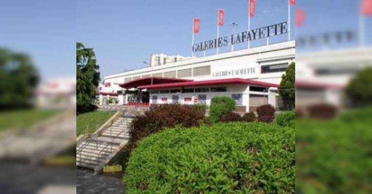 Снимок Grands Magasins Galeries Lafayette, Брон
