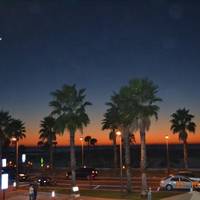 Crabby's Beachwalk Bar & Grill