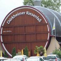 Durkheimer Fass Herzstuck der Weinstrasse
