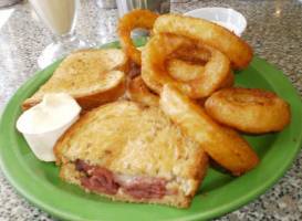 Velvet Grill and Creamery