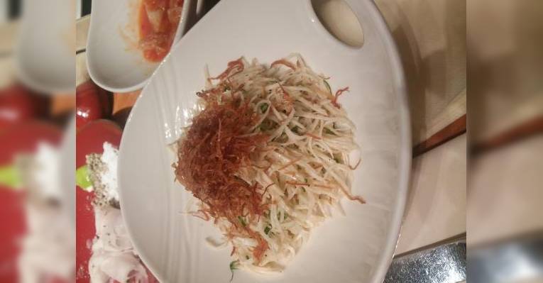 Салат из корня сельдерея