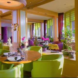 Asian Dining Lounge