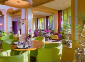 Asian Dining Lounge