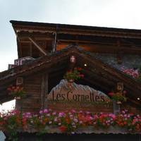 Les Cornettes