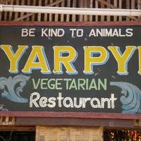 Yar Pyi Vegetarian Restaurant