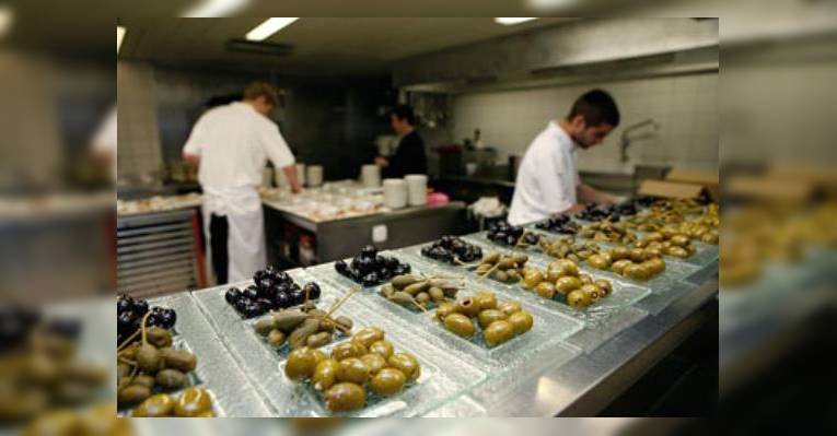 Снимок Lifestyle Restaurant Palace, Биль