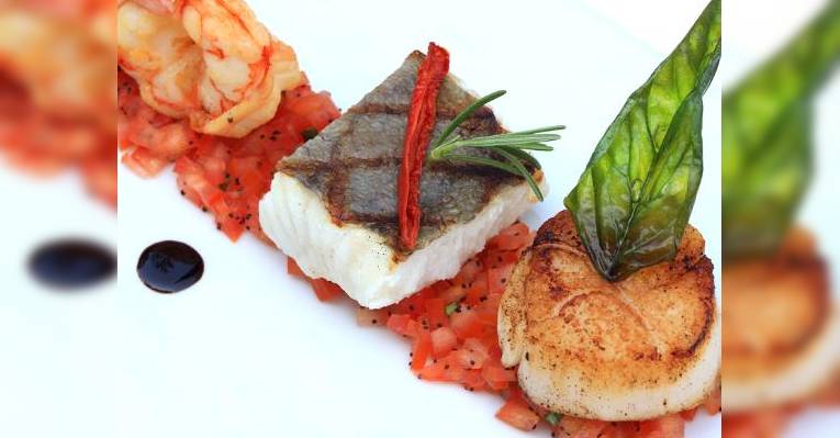 Изображение Restaurant at Hotel La Roya, Сен-Флориан