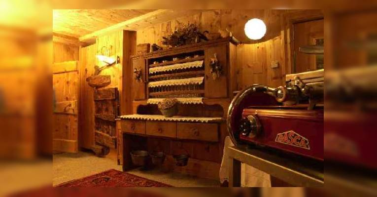 Снимок Caffe Bormio presso Hotel Baita Fiorita, Санта-Катерина-Ваффурва