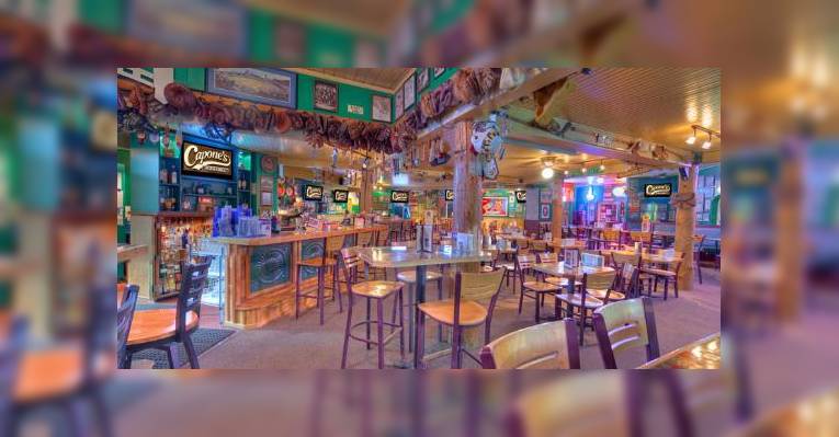 Снимок Capone's Pub and Grill, Coeur d'Alene