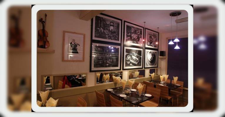 Снимок Cafe Essence, Бангор