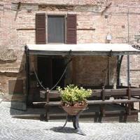 La Grotta Dei Golosi