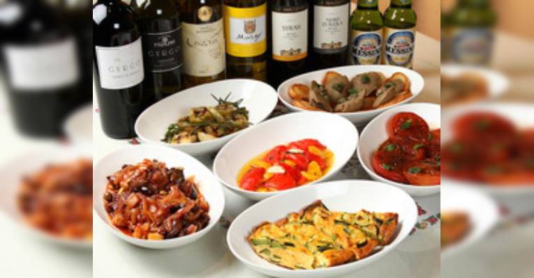Снимок Italian Bar Con Brio, Минато