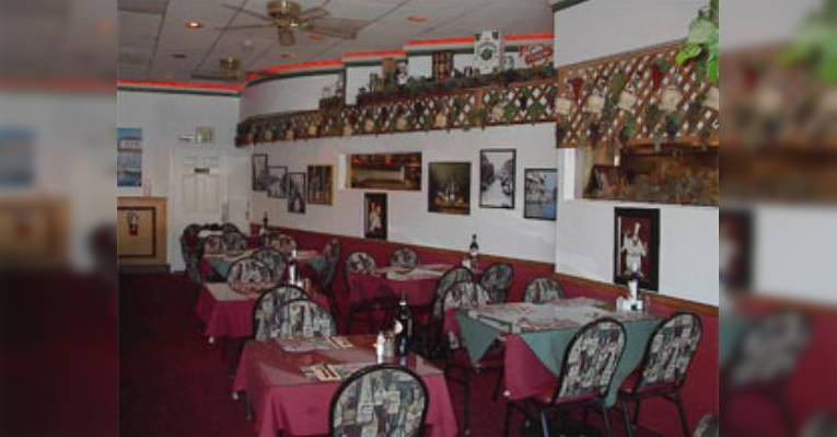 Снимок Mario's Italian Restaurant, Chambersburg