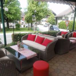 Cafe Flora