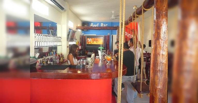 Снимок Reef Bar % Lounge, Косумель