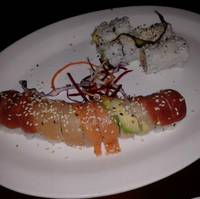Tsunami Sushi