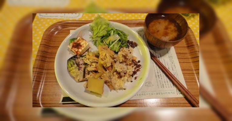 Снимок Crayon house restaurant, Минато