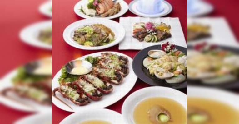 Изображение Chinese Restaurant Grand Hakurakuten, Осака