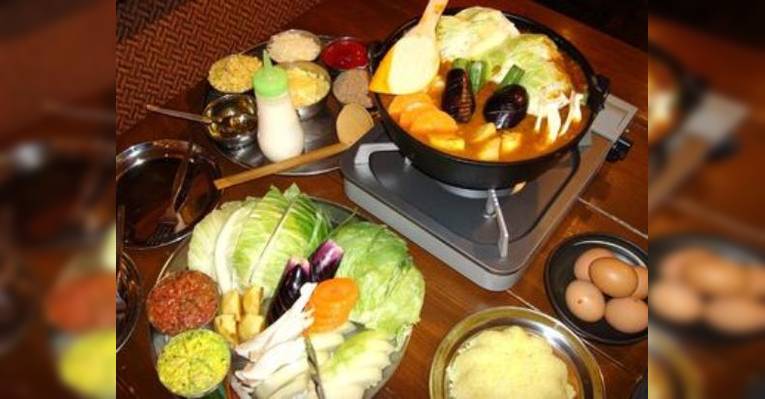 Снимок Currynabe Thali-ya Shinjuku Center Bldg, Синдзюку