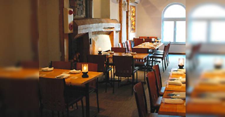 Снимок Bar and Grill Ochanomizu, Тиёда