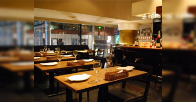 Изображение Itarian Market Bar Honten, Синдзюку