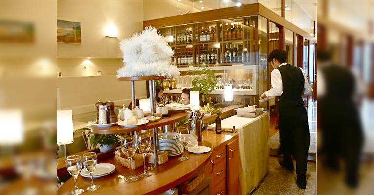 Снимок Soup Stock Tokyo (Marunouchi Oazo), Тиёда