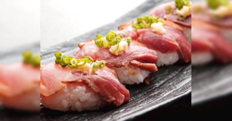 Снимок Japanese SOUSAKU KUSHIYAKI SATSUMA JIDORI, Тиёда